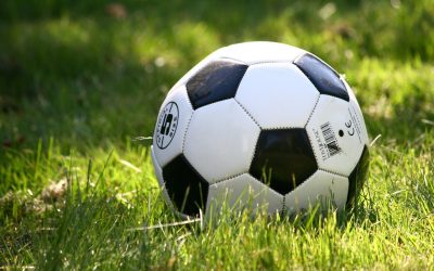 football-soccer-ball-stockpack-pixabay